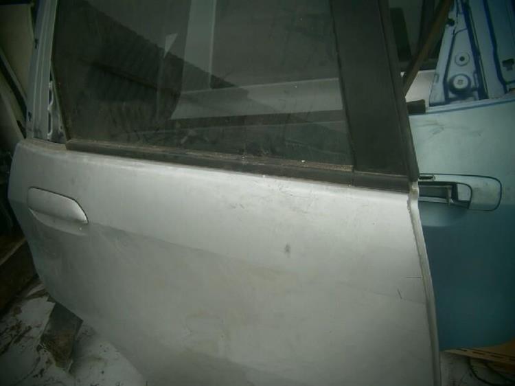 Дверь Хонда Фит в Каменск-Уральском 76335