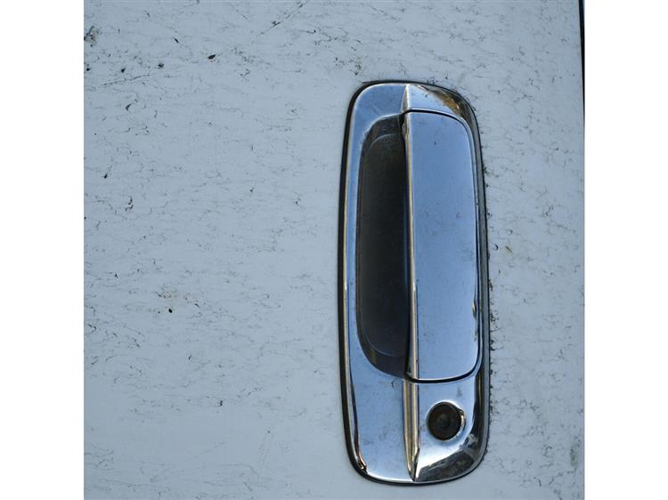 Дверь Тойота Краун в Каменск-Уральском 94144